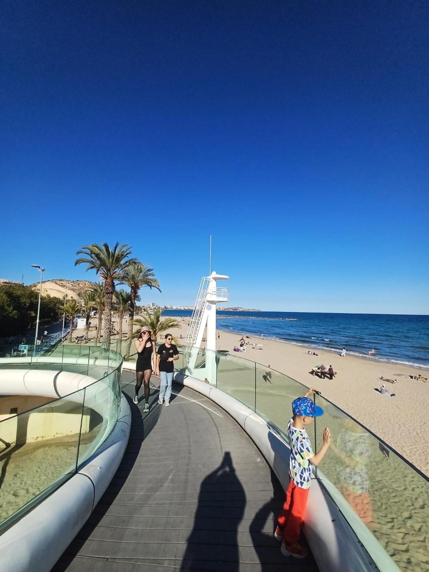 Alicante Postiguet Studios Exterior photo