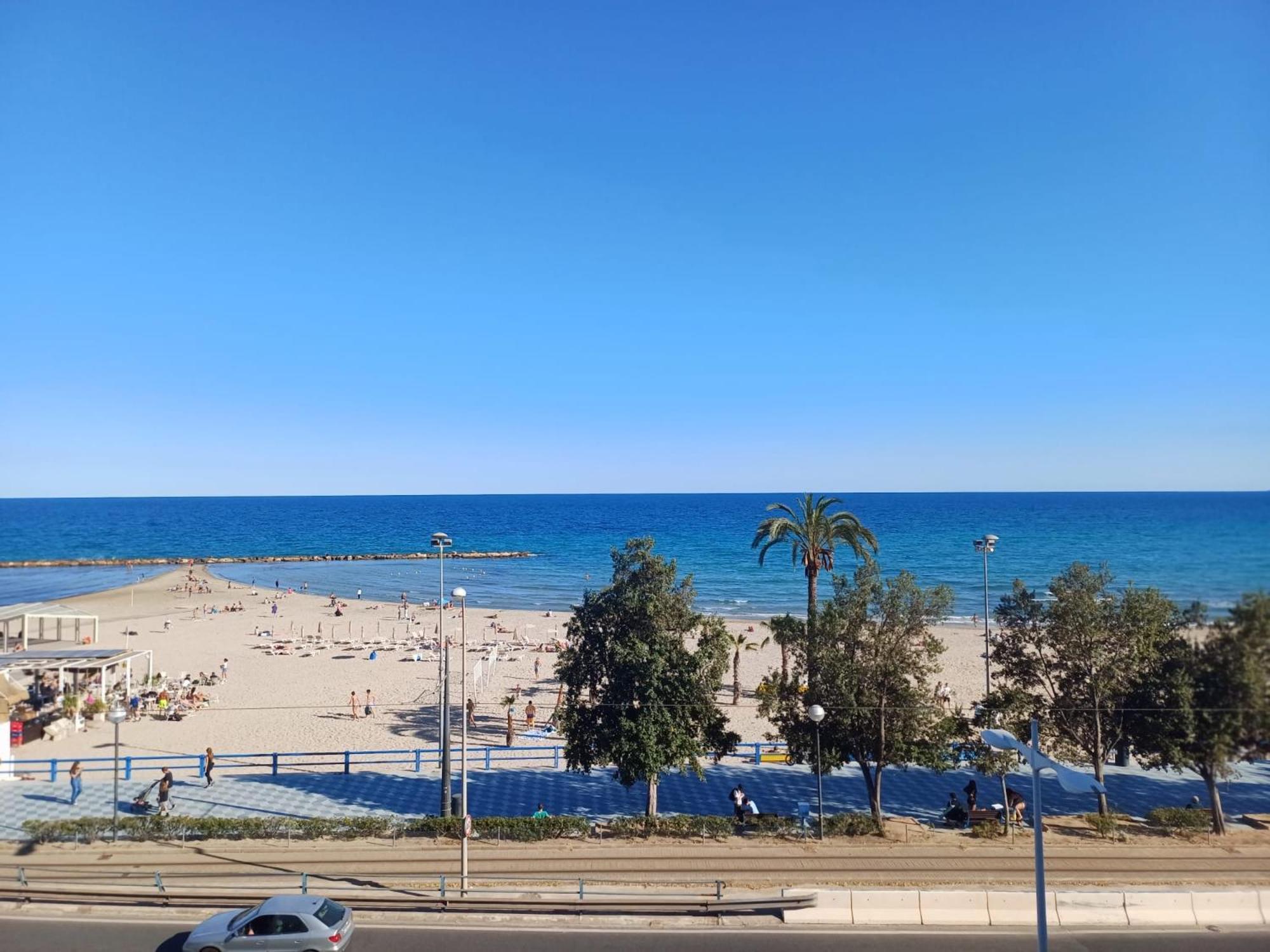 Alicante Postiguet Studios Exterior photo